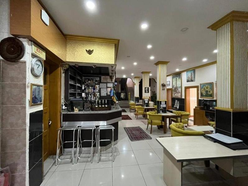 Vatan Hotel İzmir Exterior foto